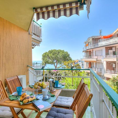 Casa Emma With Sea Glimpse - Happy Rentals Санремо Экстерьер фото