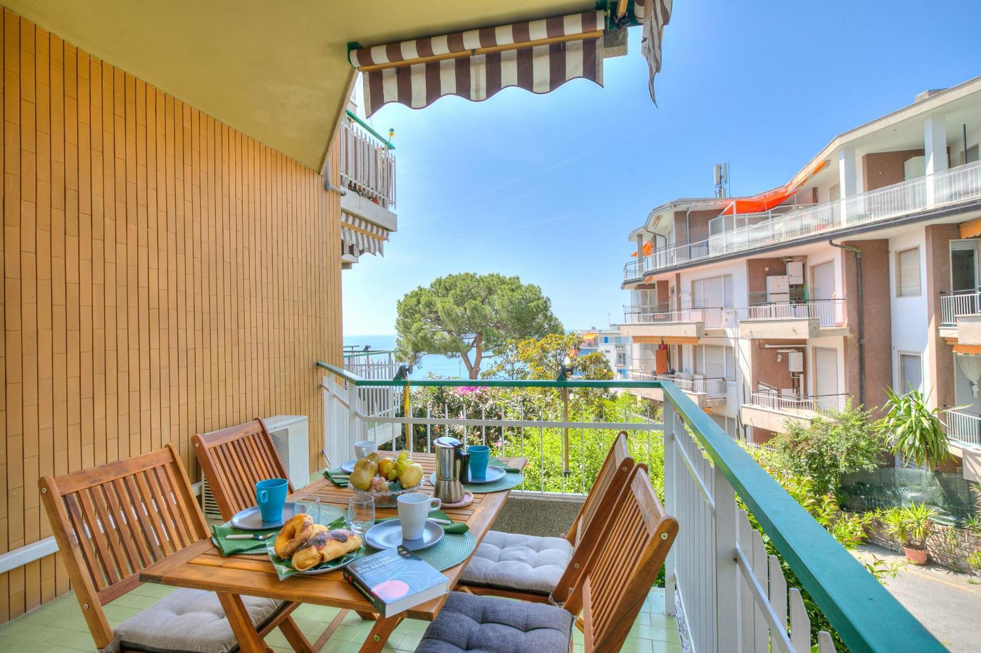 Casa Emma With Sea Glimpse - Happy Rentals Санремо Экстерьер фото